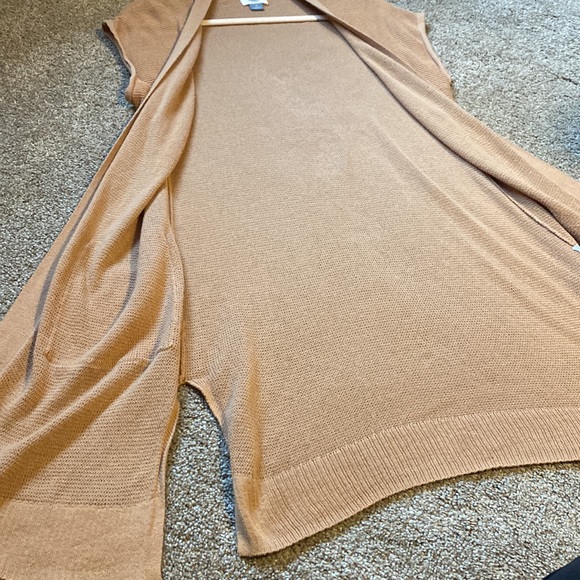 Women’s Old Navy Medium Tan Lightweight Cover Up - Picture 3 of 7